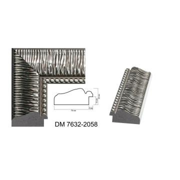 Пластиковий багет для рам DM7632-2058