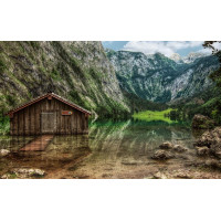 Картина на полотні «Дерев’яна хатина біля гірського озера» (N326), 55см×35см